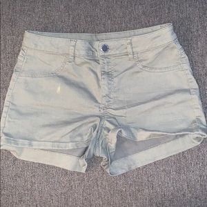 Hunter Green H&M shorts